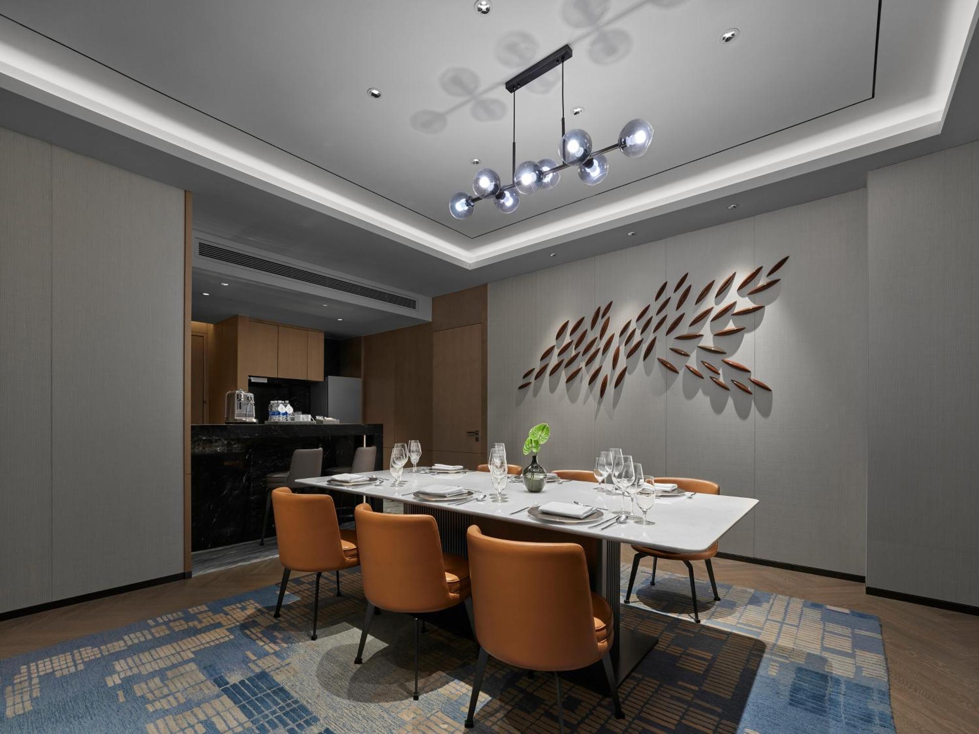 Doubletree By Hilton Chengdu Riverside - Close To Panda Base And Chengdu East Railway ภายนอก รูปภาพ
