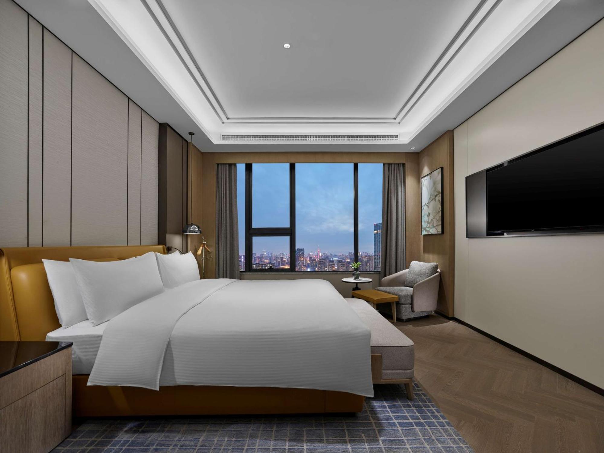 Doubletree By Hilton Chengdu Riverside - Close To Panda Base And Chengdu East Railway ภายนอก รูปภาพ