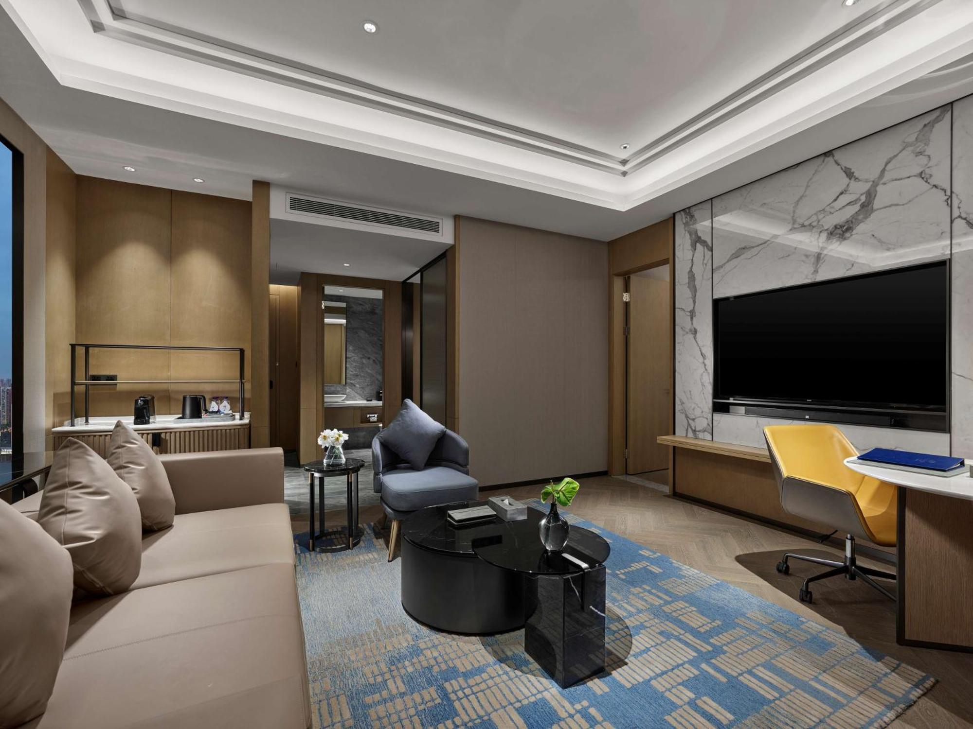 Doubletree By Hilton Chengdu Riverside - Close To Panda Base And Chengdu East Railway ภายนอก รูปภาพ