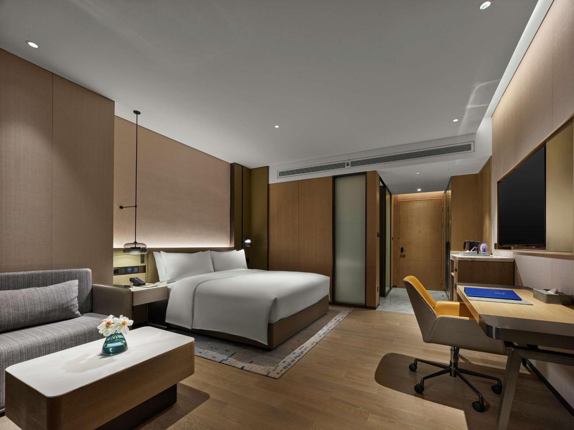 Doubletree By Hilton Chengdu Riverside - Close To Panda Base And Chengdu East Railway ภายนอก รูปภาพ