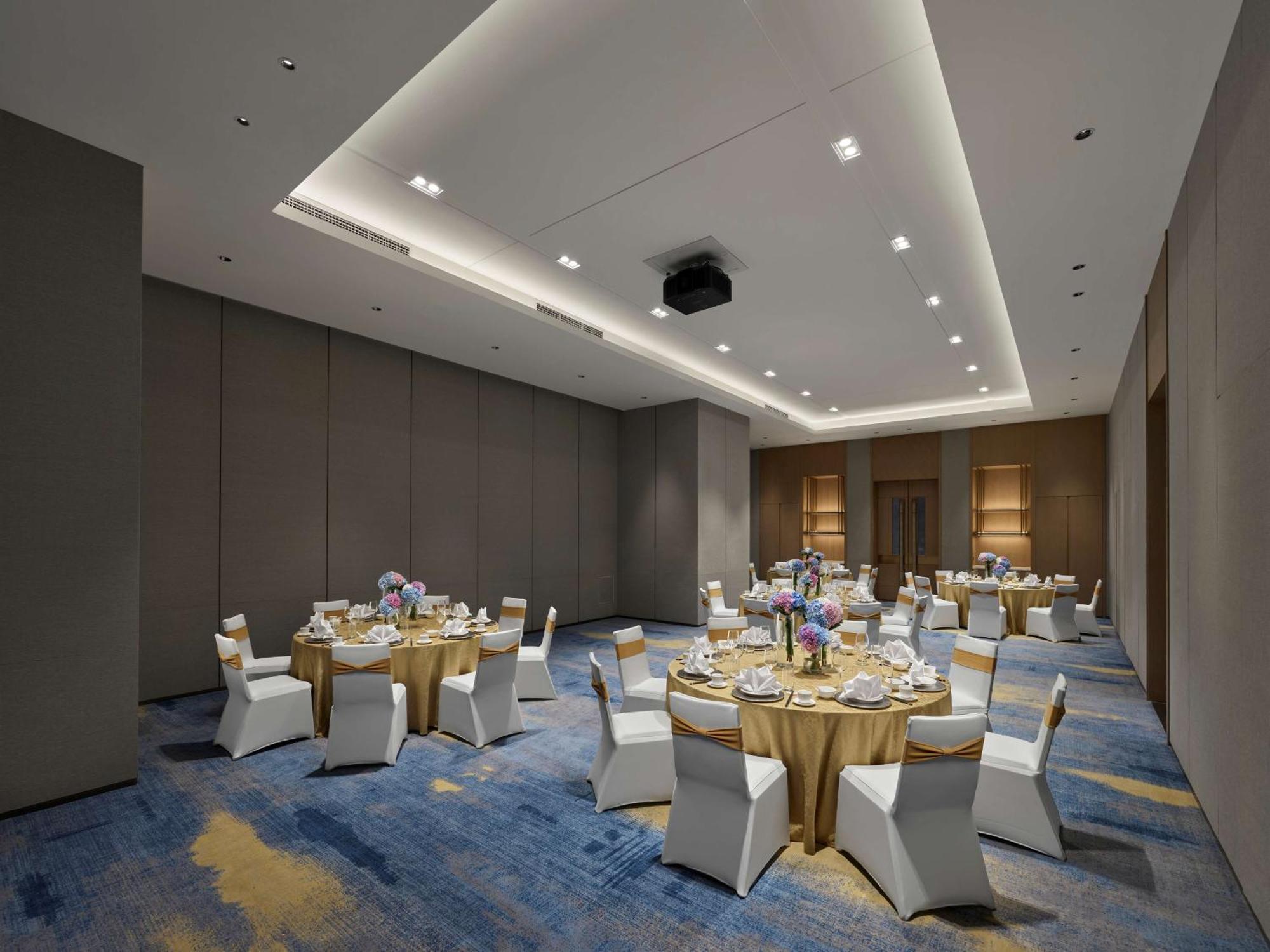 Doubletree By Hilton Chengdu Riverside - Close To Panda Base And Chengdu East Railway ภายนอก รูปภาพ