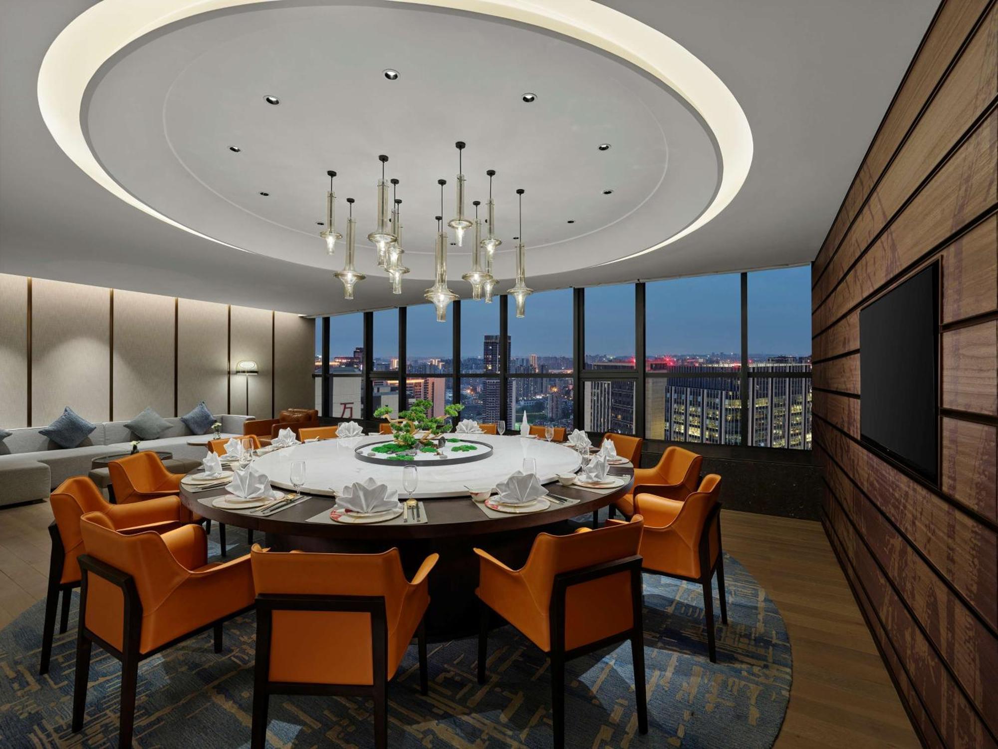 Doubletree By Hilton Chengdu Riverside - Close To Panda Base And Chengdu East Railway ภายนอก รูปภาพ