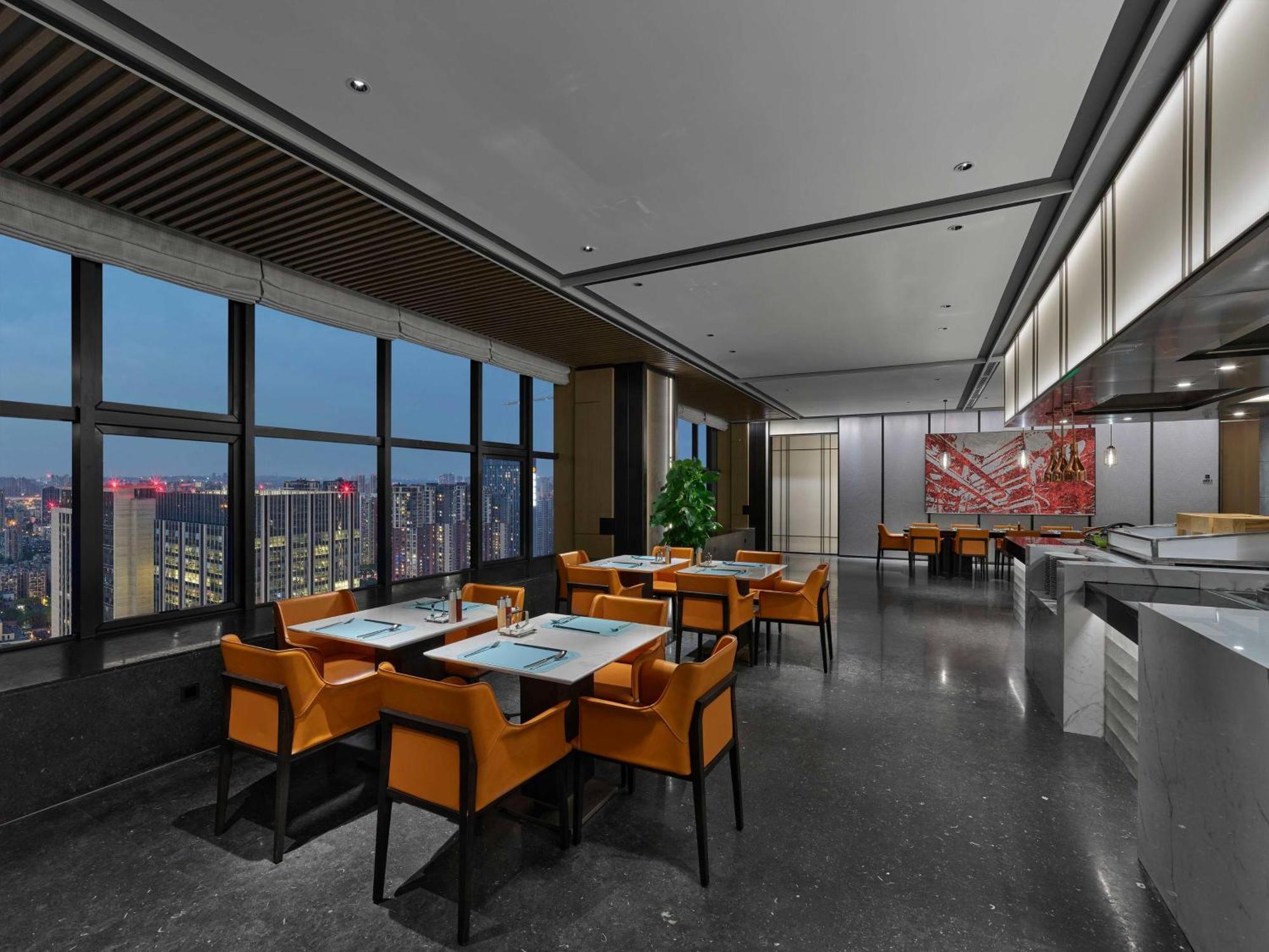 Doubletree By Hilton Chengdu Riverside - Close To Panda Base And Chengdu East Railway ภายนอก รูปภาพ