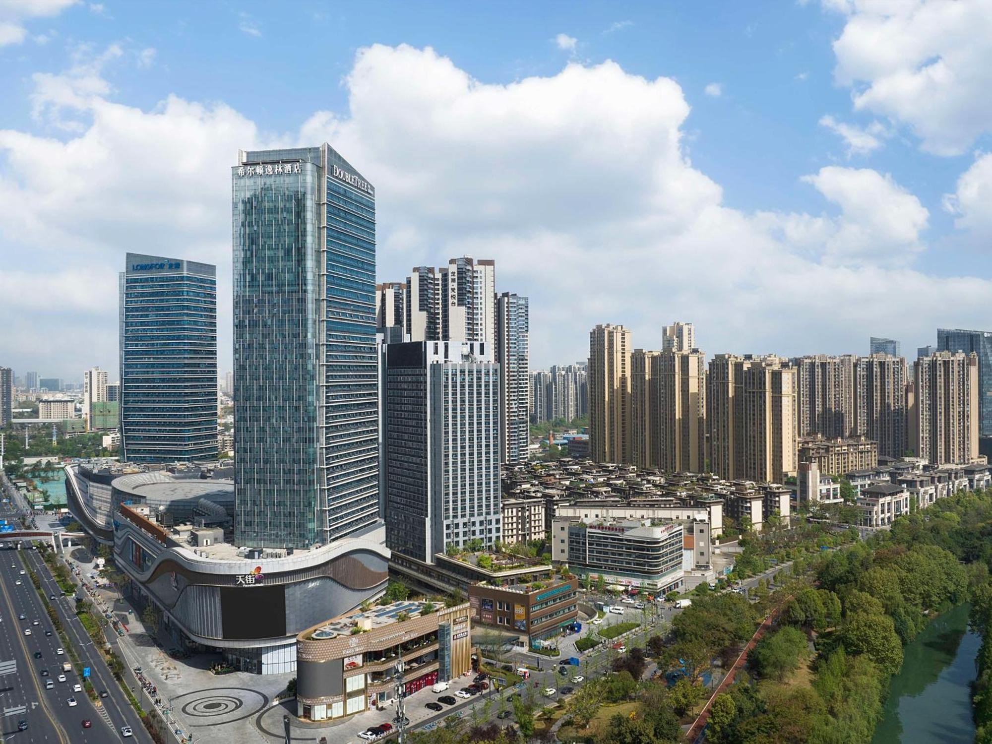 Doubletree By Hilton Chengdu Riverside - Close To Panda Base And Chengdu East Railway ภายนอก รูปภาพ